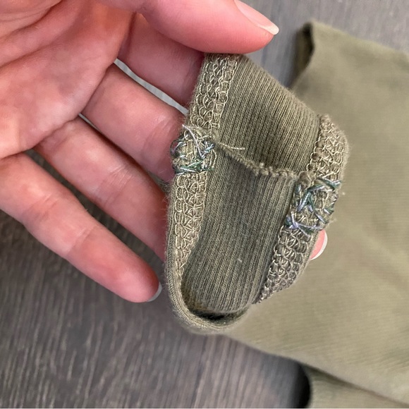 Black & green body suits by Guess - Picture 9 of 10